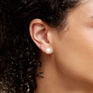 8.5-9.0mm Certified Hanadama Akoya Round Pearl Stud Earrings