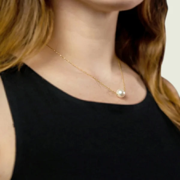 14K Gold White South Sea Round Solitaire Pearl Necklace