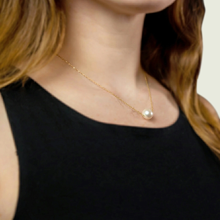 14K Gold White South Sea Round Solitaire Pearl Necklace