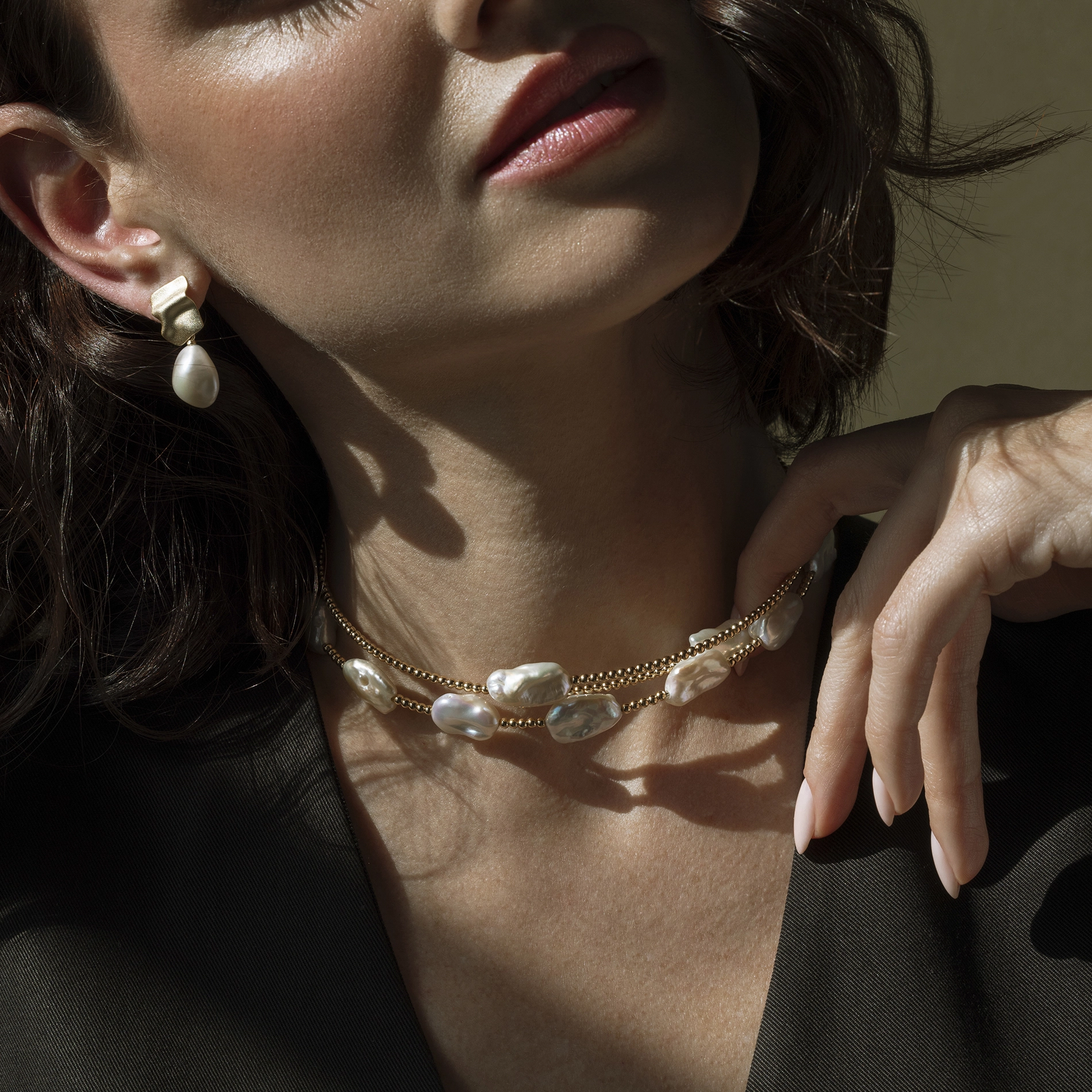 14K Gold White Baroque Freshwater Pearl Beaded Bangle Mira Necklace