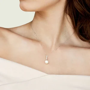 Akoya Pearl Dangling Diamond Pendant