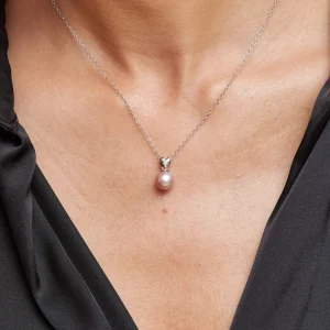 Pink Freshwater Pearl & Diamond Lev Pendant