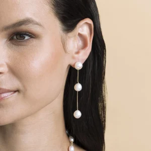 14K Gold White Freshwater Pearl Maddy Earrings