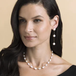 14K Gold White Freshwater Pearl Maddy Earrings