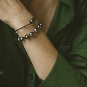 9-10mm Tahitian South Sea Pearl Drop Shape Bracelet - AAAA Quality