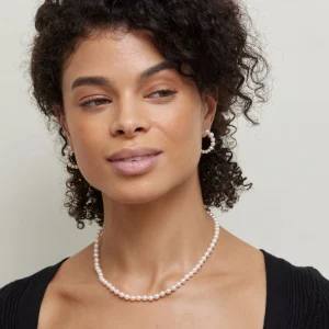 14K Gold White Freshwater Pearl Hoop Zoya Earrings